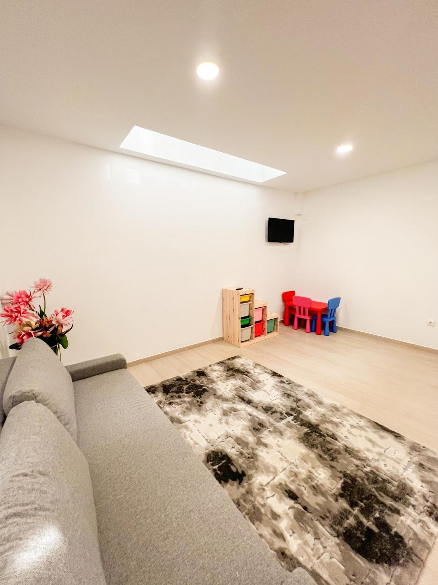 トレモリノスCozy And Modern Family Flat Carihuelaアパートメント エクステリア 写真